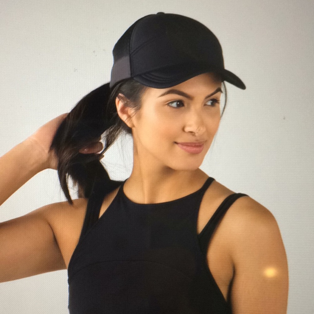 Lululemon Dash And Splash Cap